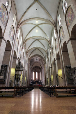 St. Martin's Cathedral inside