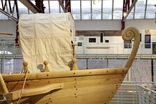 Römisches Schiff im Museum für Antike Schifffahrt