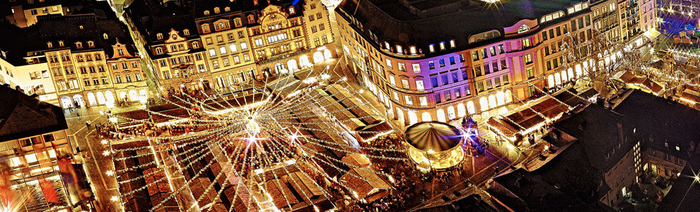 Weihnachtsmarkt-Panorama