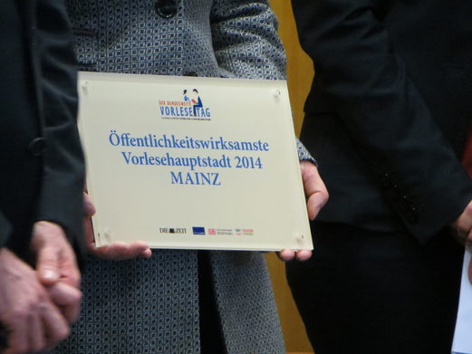 Auszeichnung "Öffentlichkeitswirksamste Vorlesehauptstadt 2014"