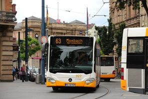 Busse in der Bahnhofstraße © Landeshauptstadt Mainz
